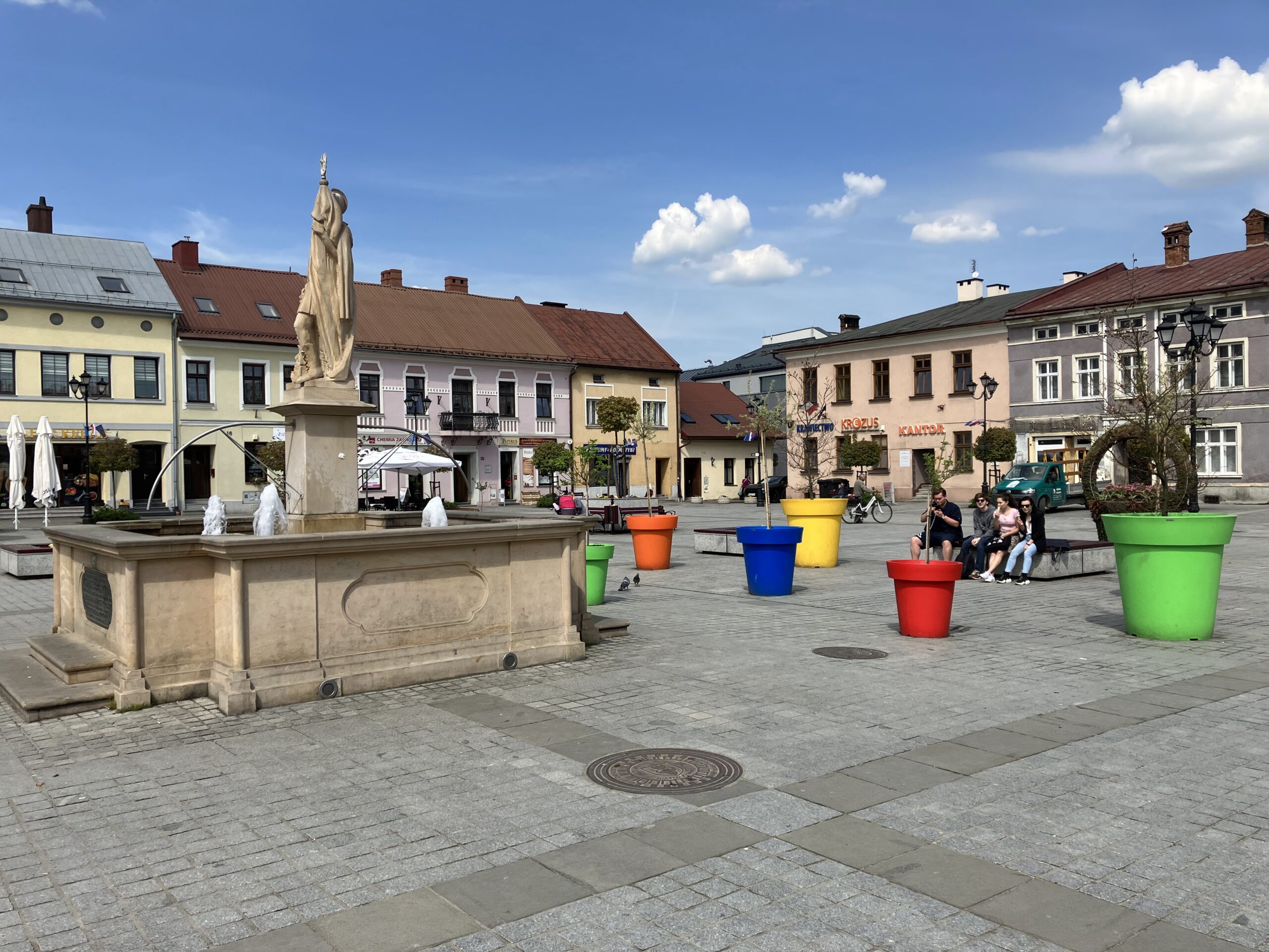 Tło