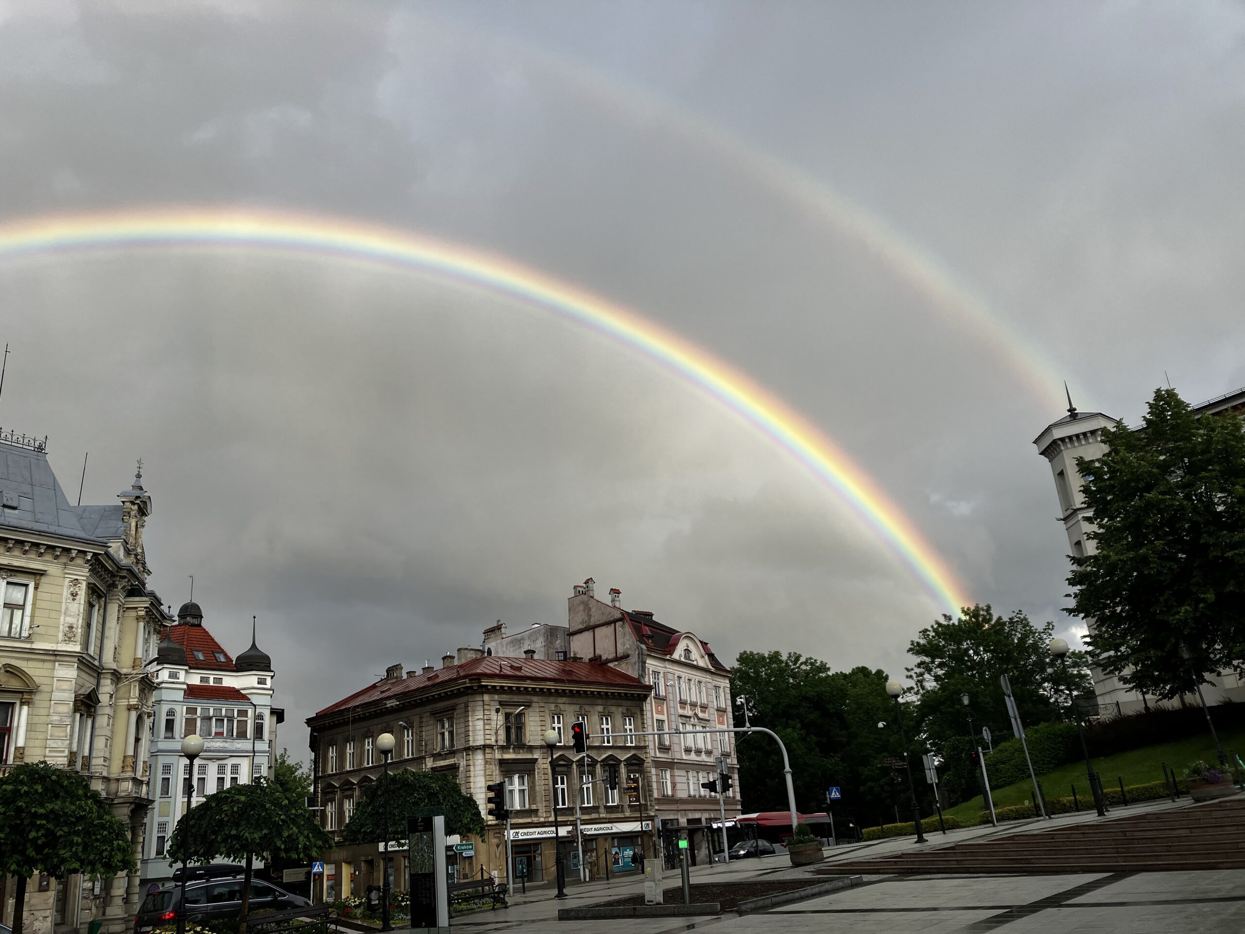 Tło