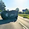 Auto zalegało w poprzek drogi, korkowało się, były objazdy [AKTUALIZACJA]