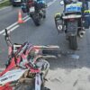16-latek uciekał przed policją na crossie. Uderzył w motocykl mundurowego