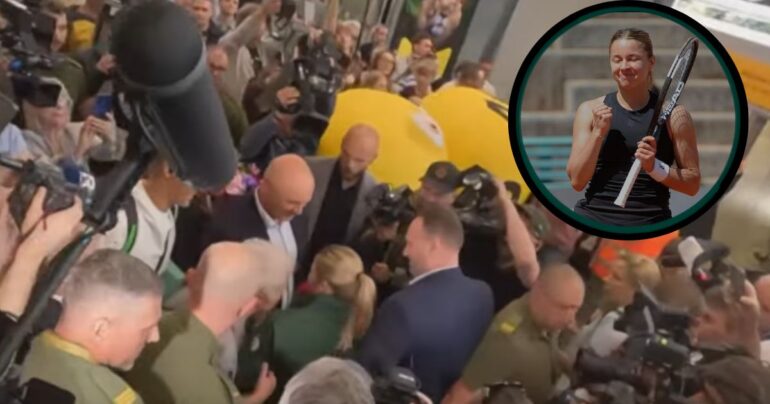 Maja Chwalińska - powitanie na lotnisku