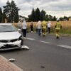 Wypadek z motocyklem. Dwie osoby wymagają pomocy medycznej