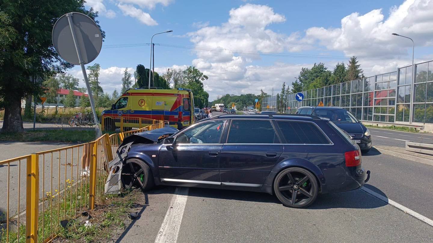 Tło