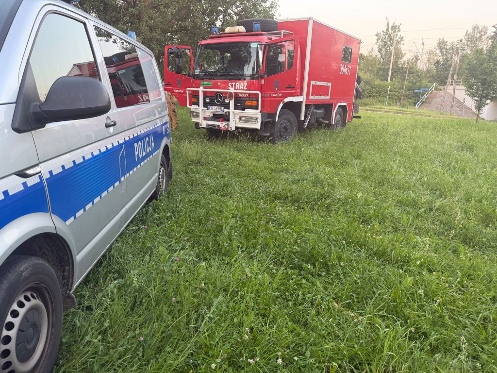 Tło