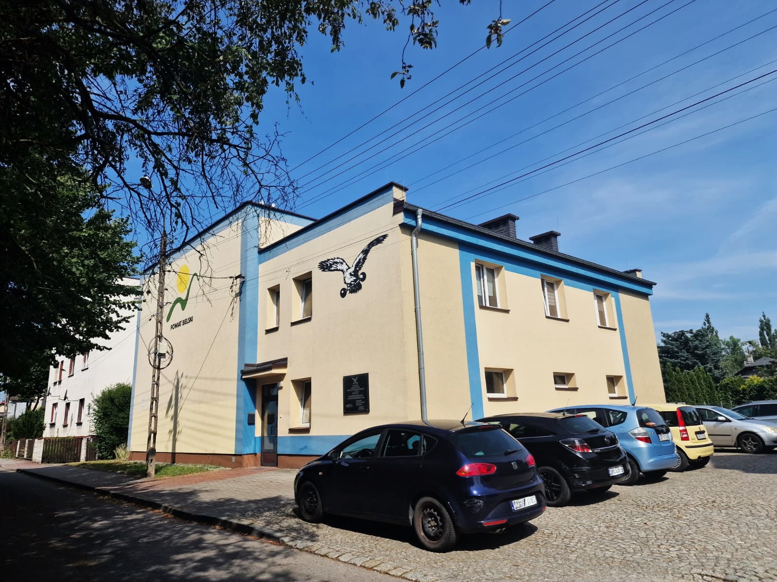 Tło