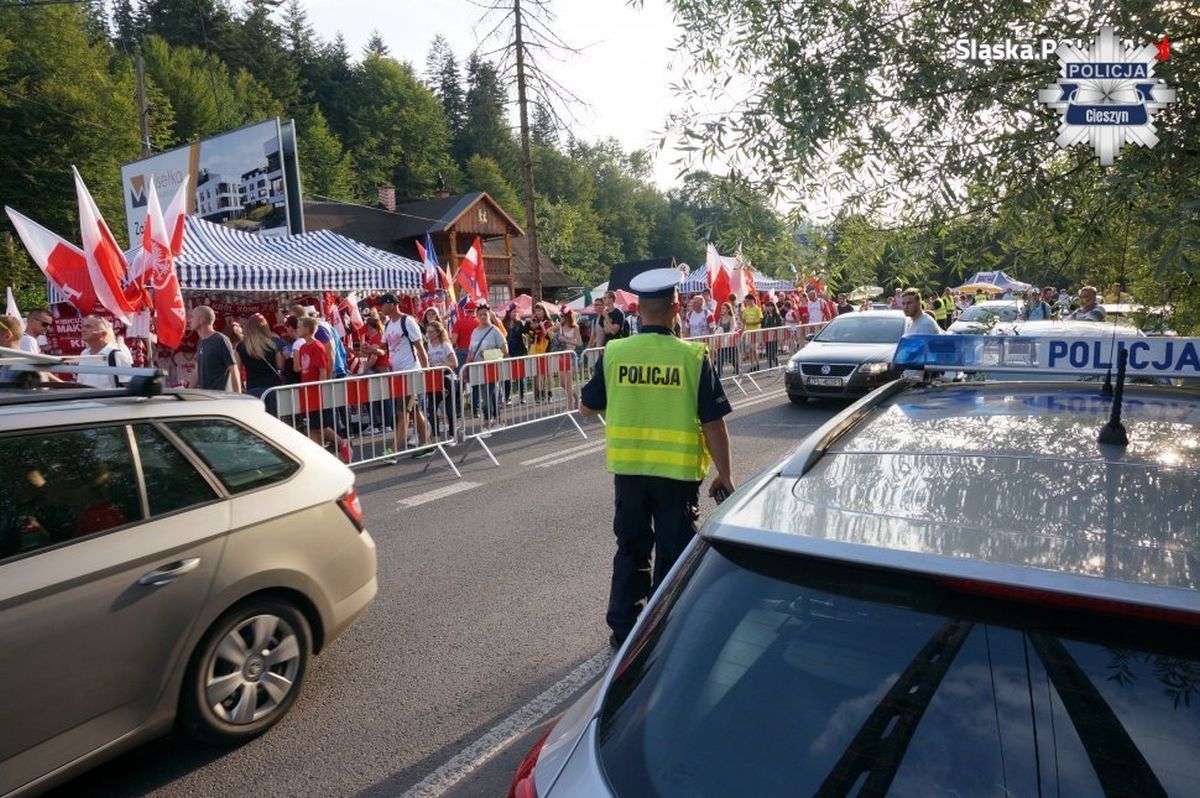Tło