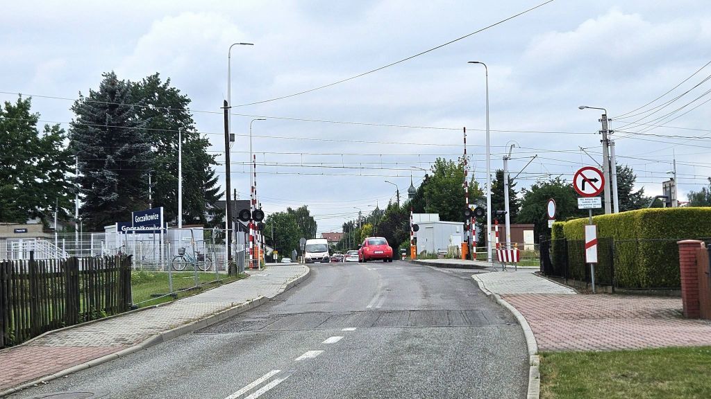 Tło