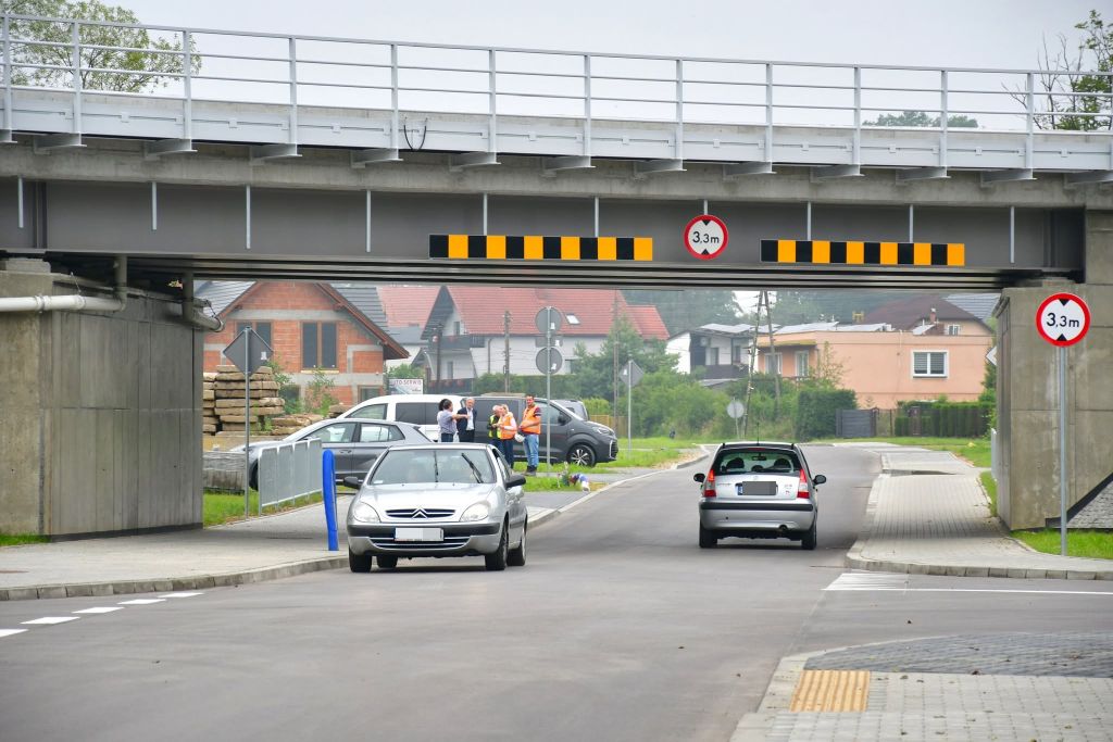 Tło