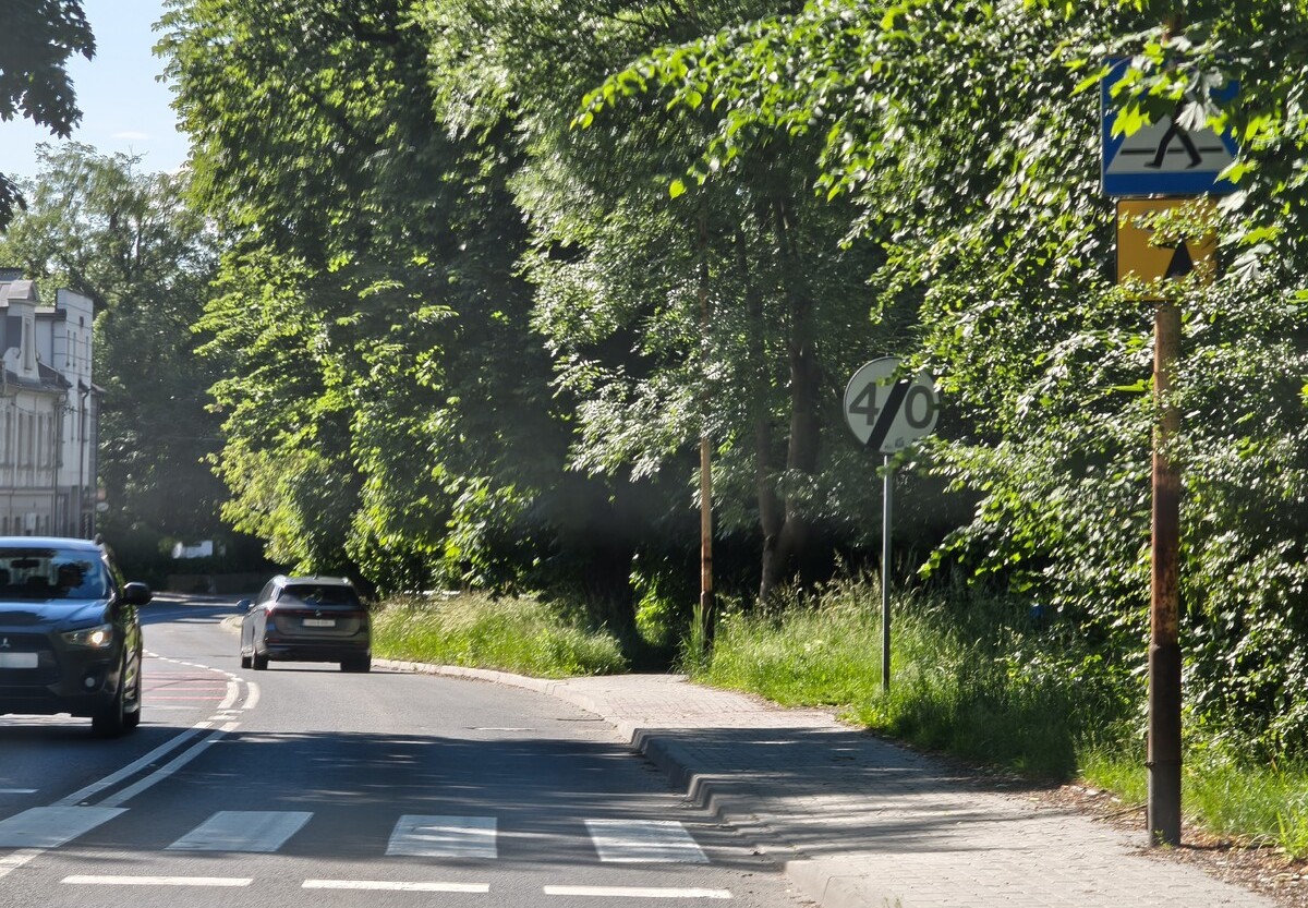 Tło