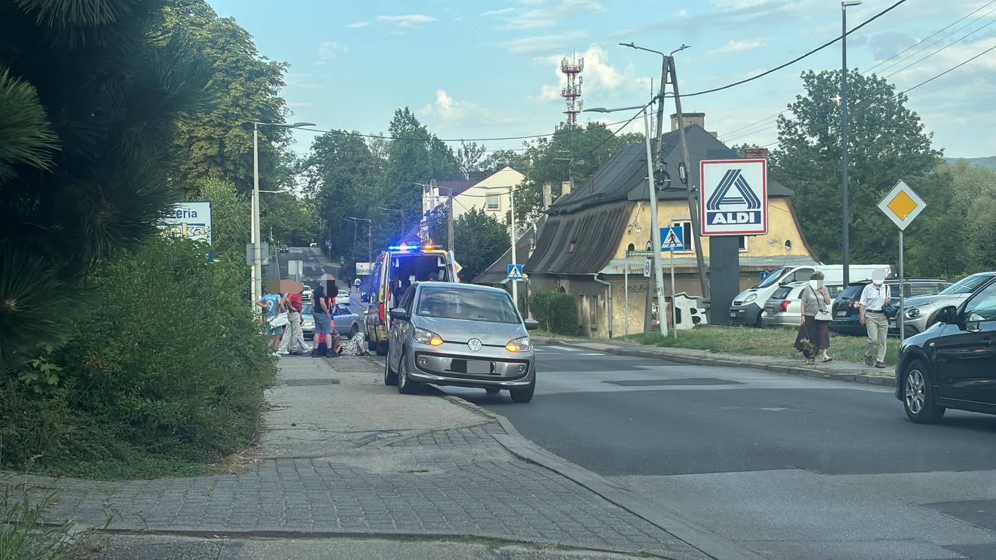 Tło