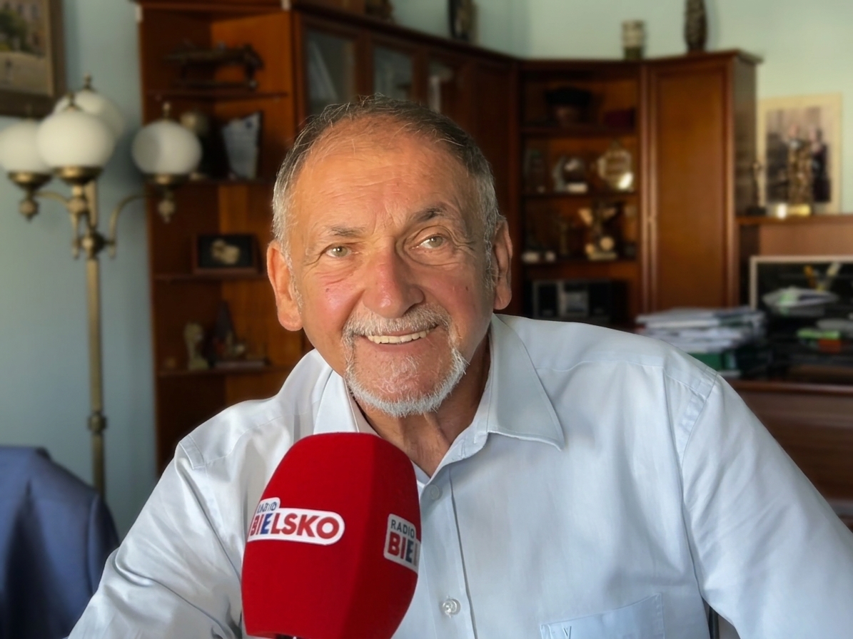 Tło