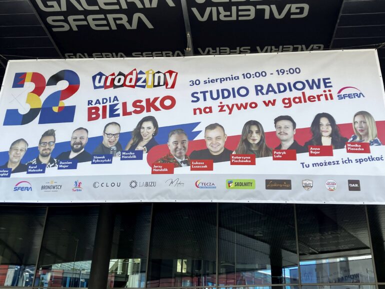 32. urodziny Radia Bielsko banner w Sferze