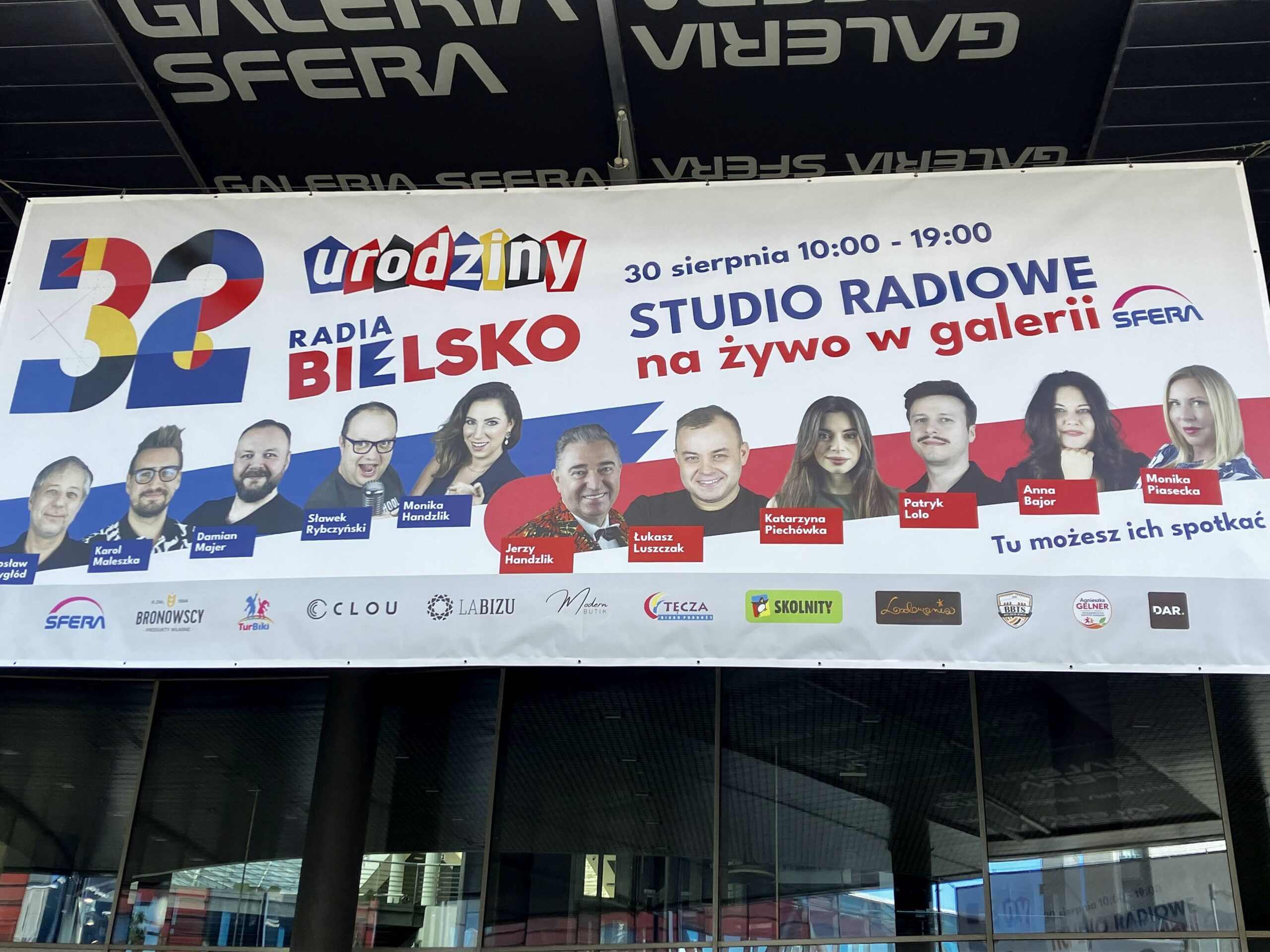 Tło