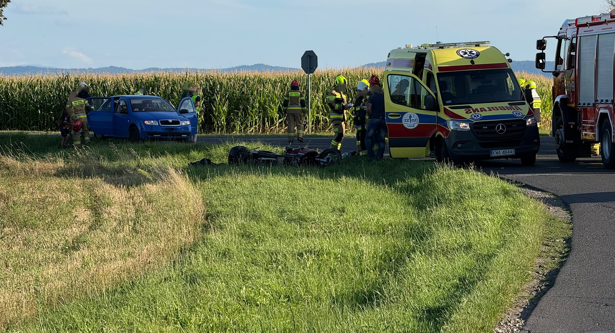 Tło