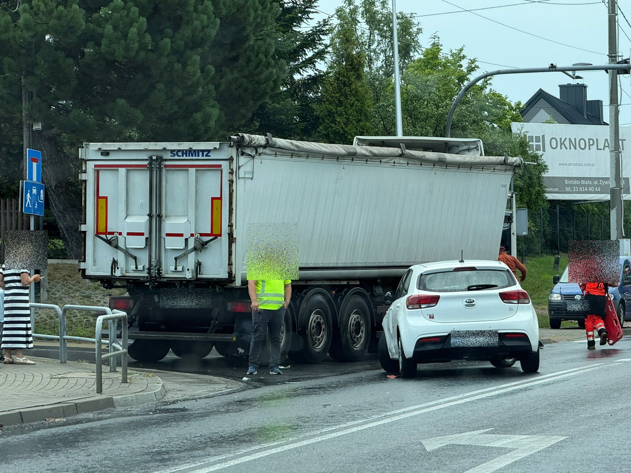 Tło