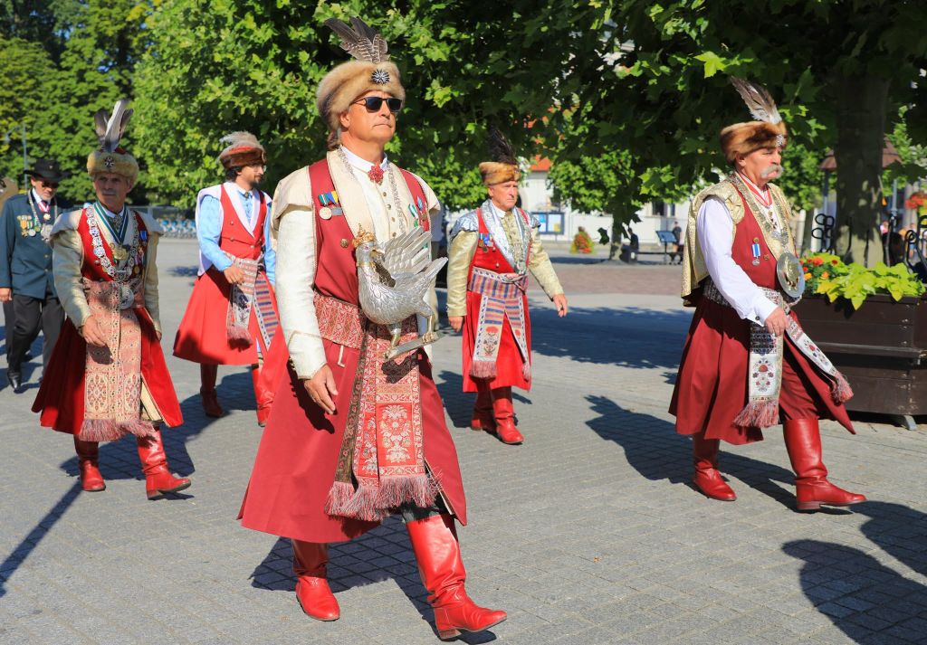 Tło