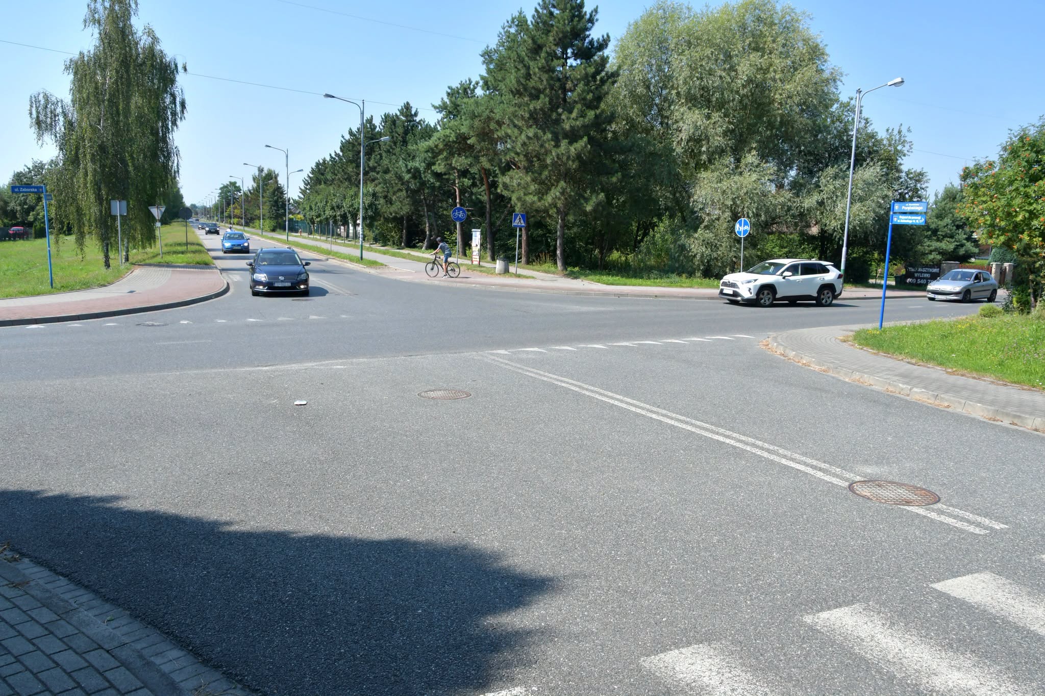 Tło