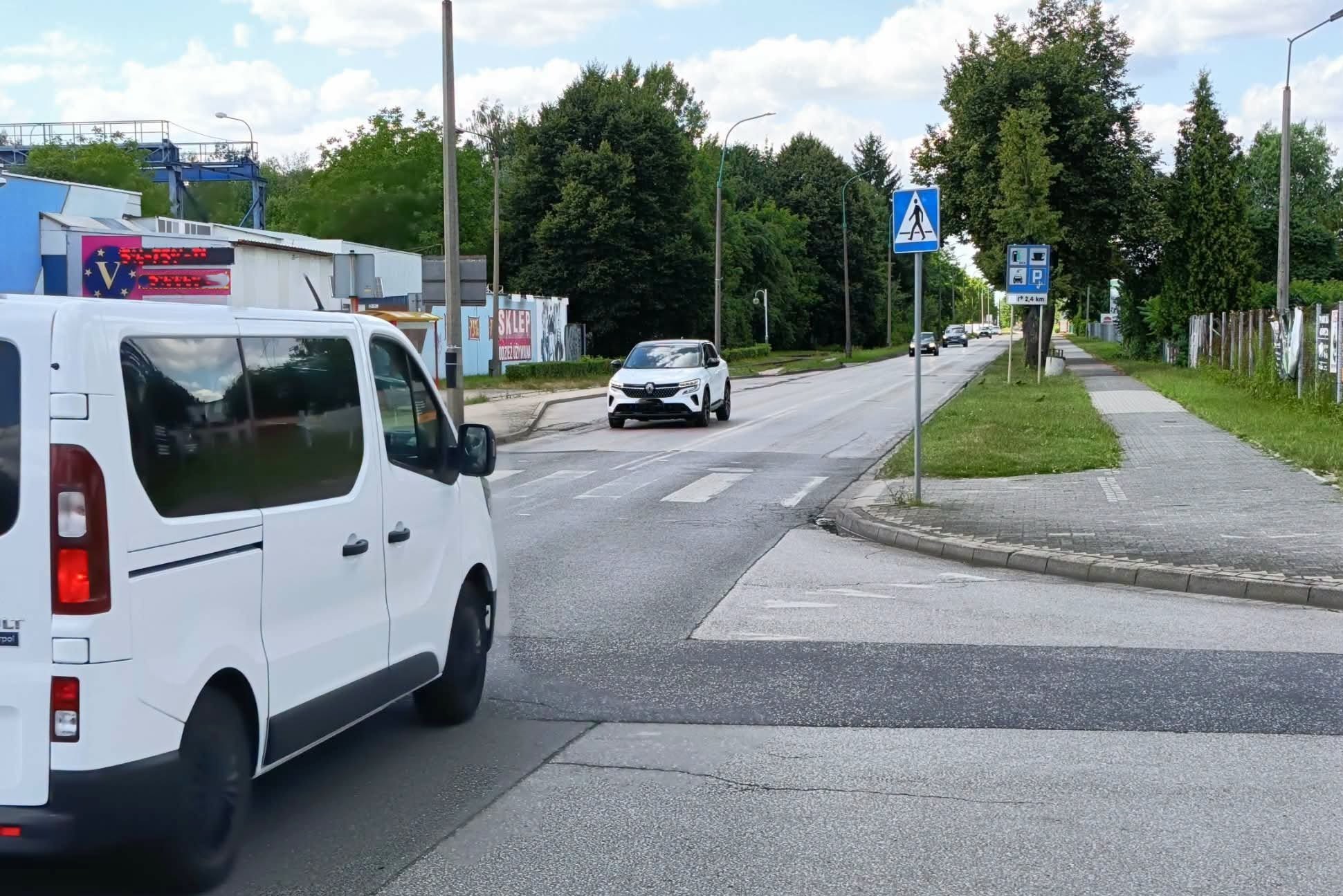 Tło