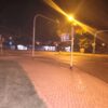 Wbiegł na czerwonym świetle pod samochód. Miał dwa promile