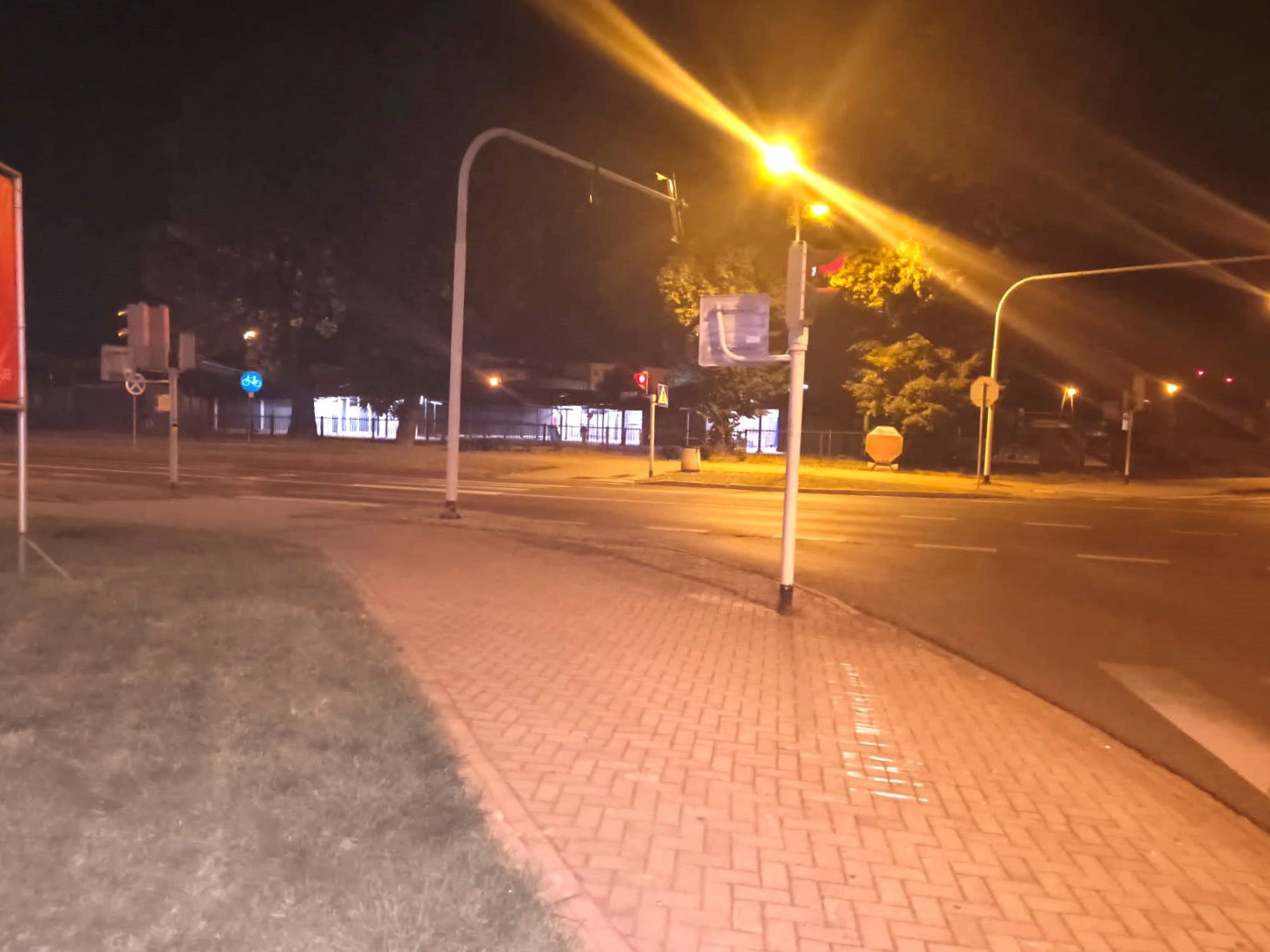 Tło
