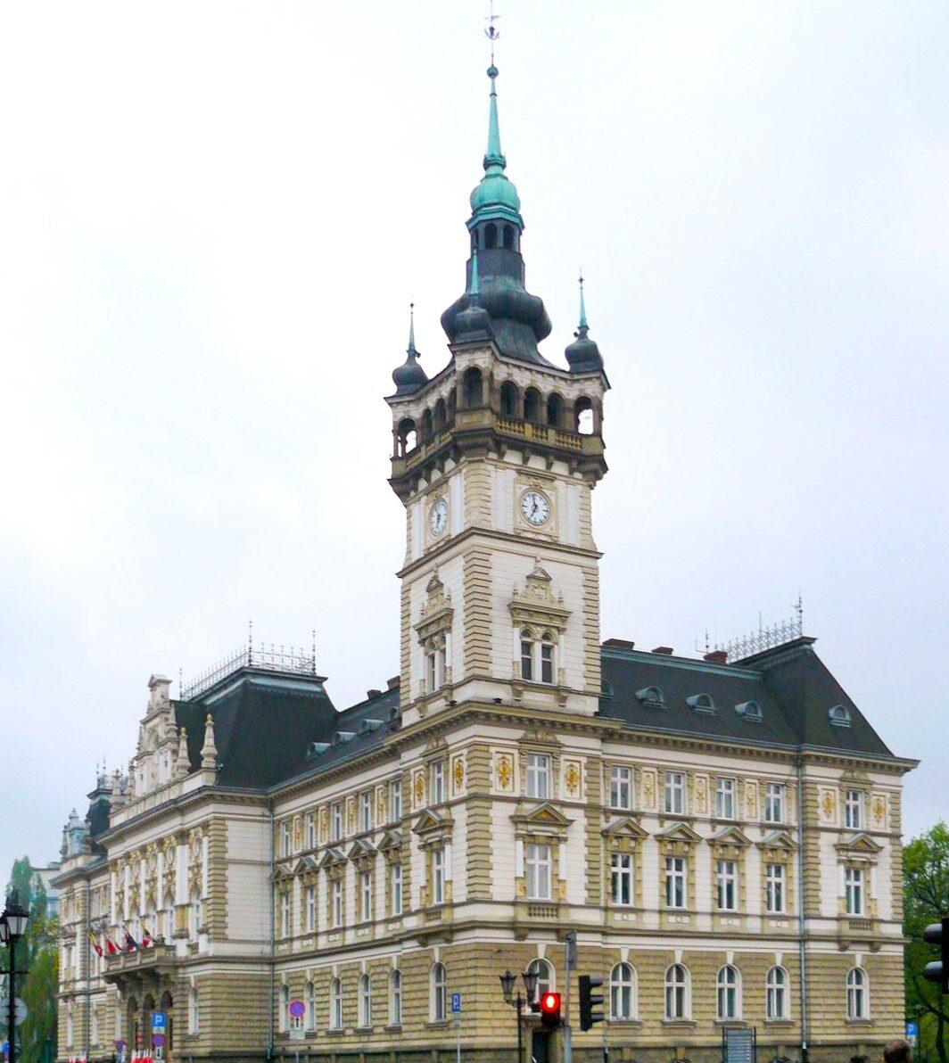 Tło