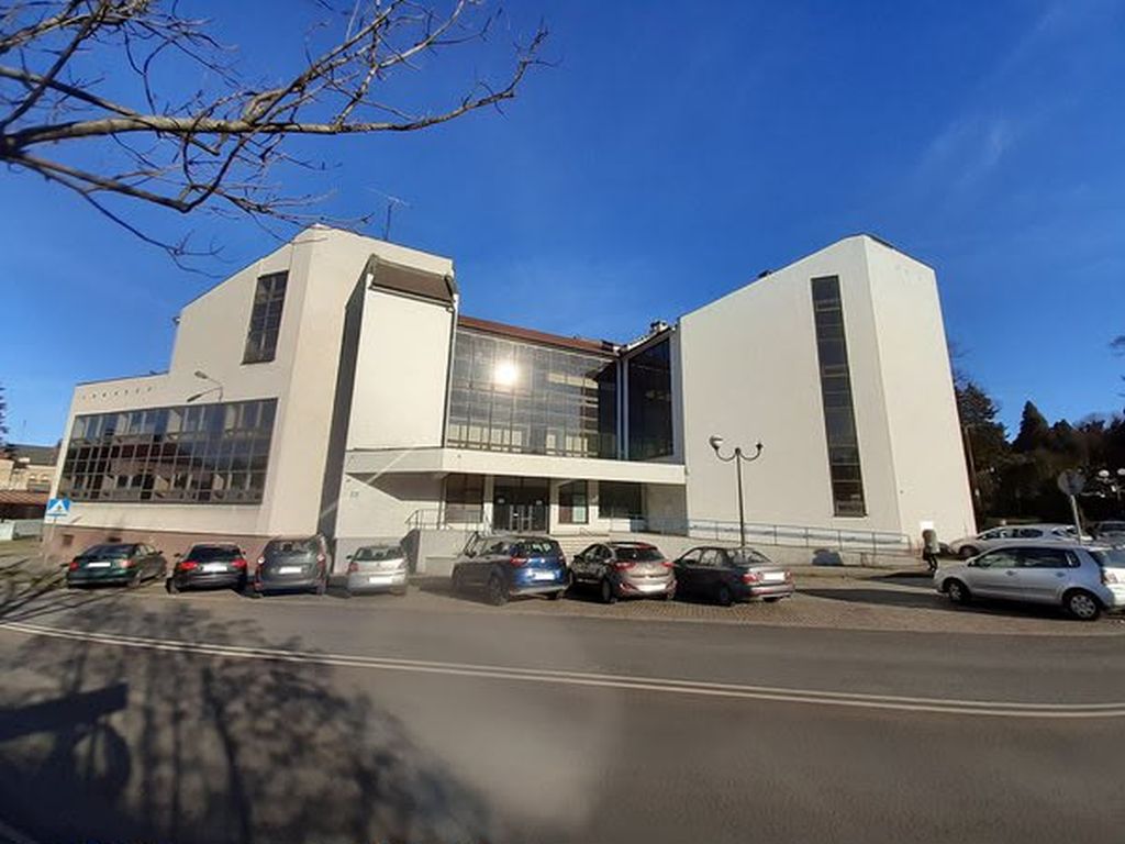 Tło