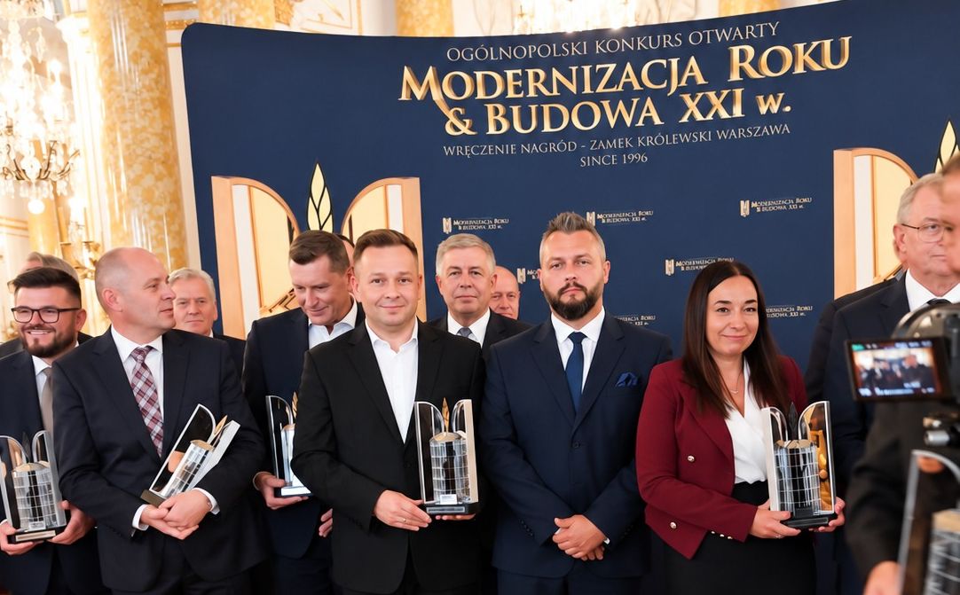Tło