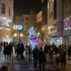 Maluch, anioł i dziadki do orzechów. Szykują się świąteczne iluminacje