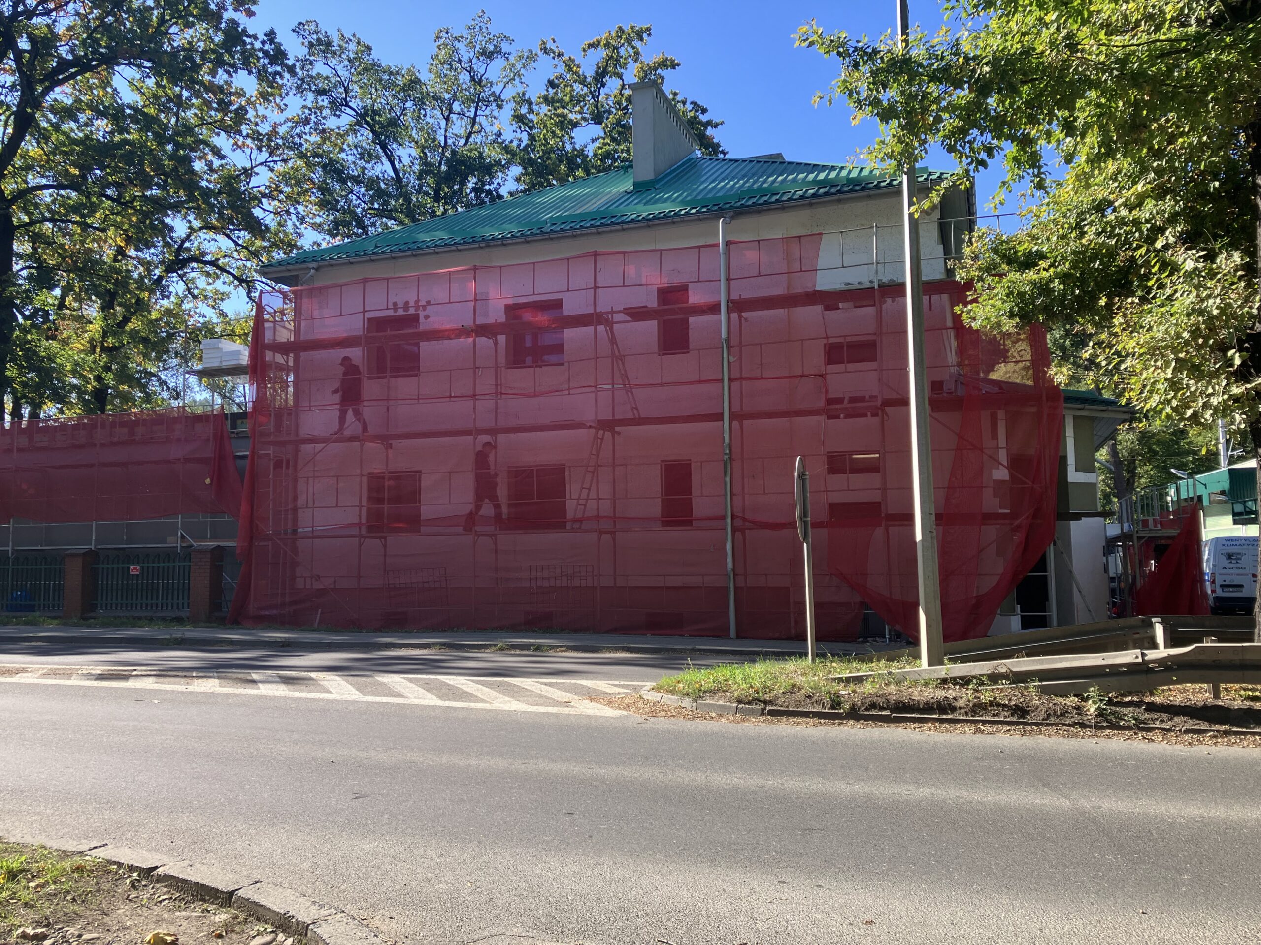 Tło