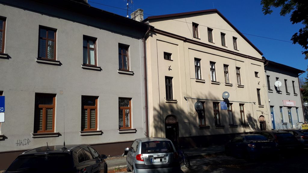 Tło
