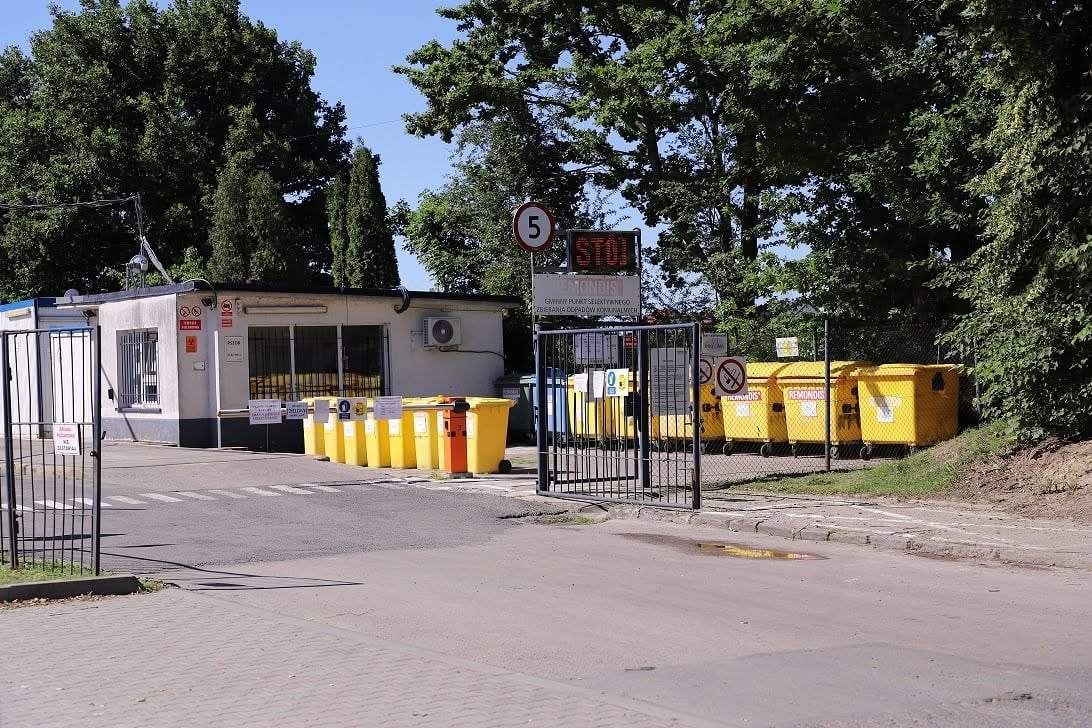 Tło