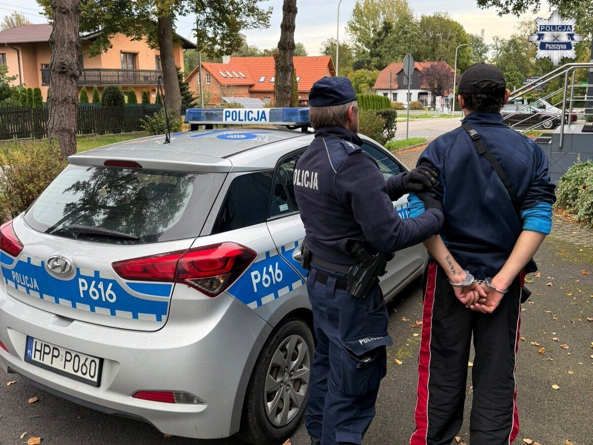 Tło