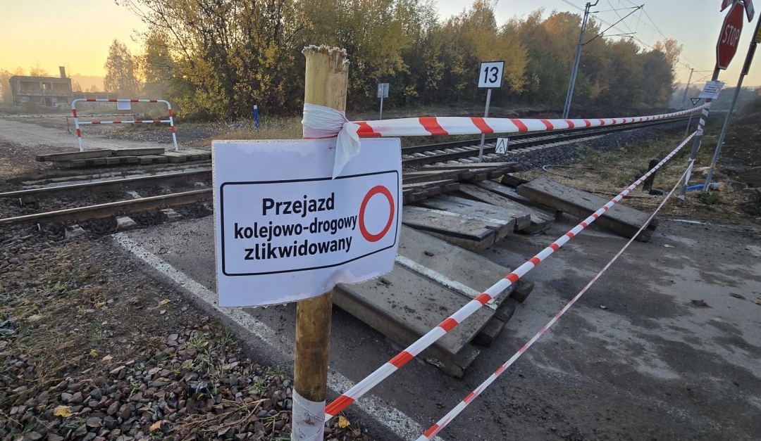 Tło