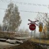 Dlaczego zamknięto przejazd? Kolej wskazuje na samorząd i brak chętnych