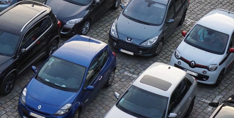 samochody parking